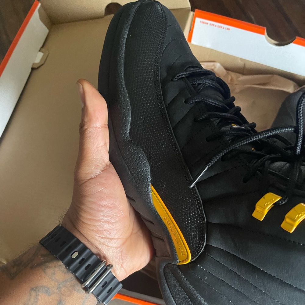 Jordan 12 black and gold worn twice